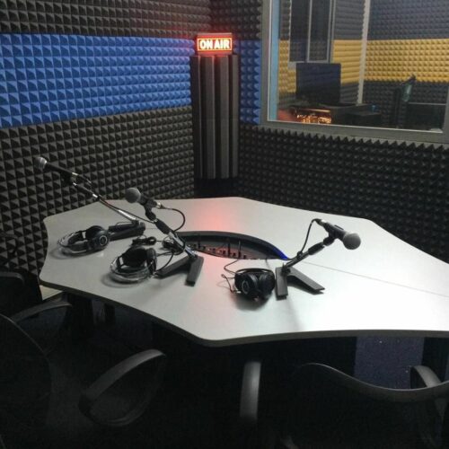 Station Radio clé en main avec emetteur FM 2000w tropicalisé