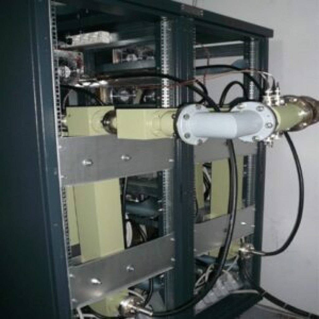 Émetteur FM 120 Watts - Station De Diffusion Radio - Bande FM - Neuf