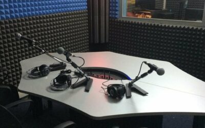 Station Radio FM 100 W
