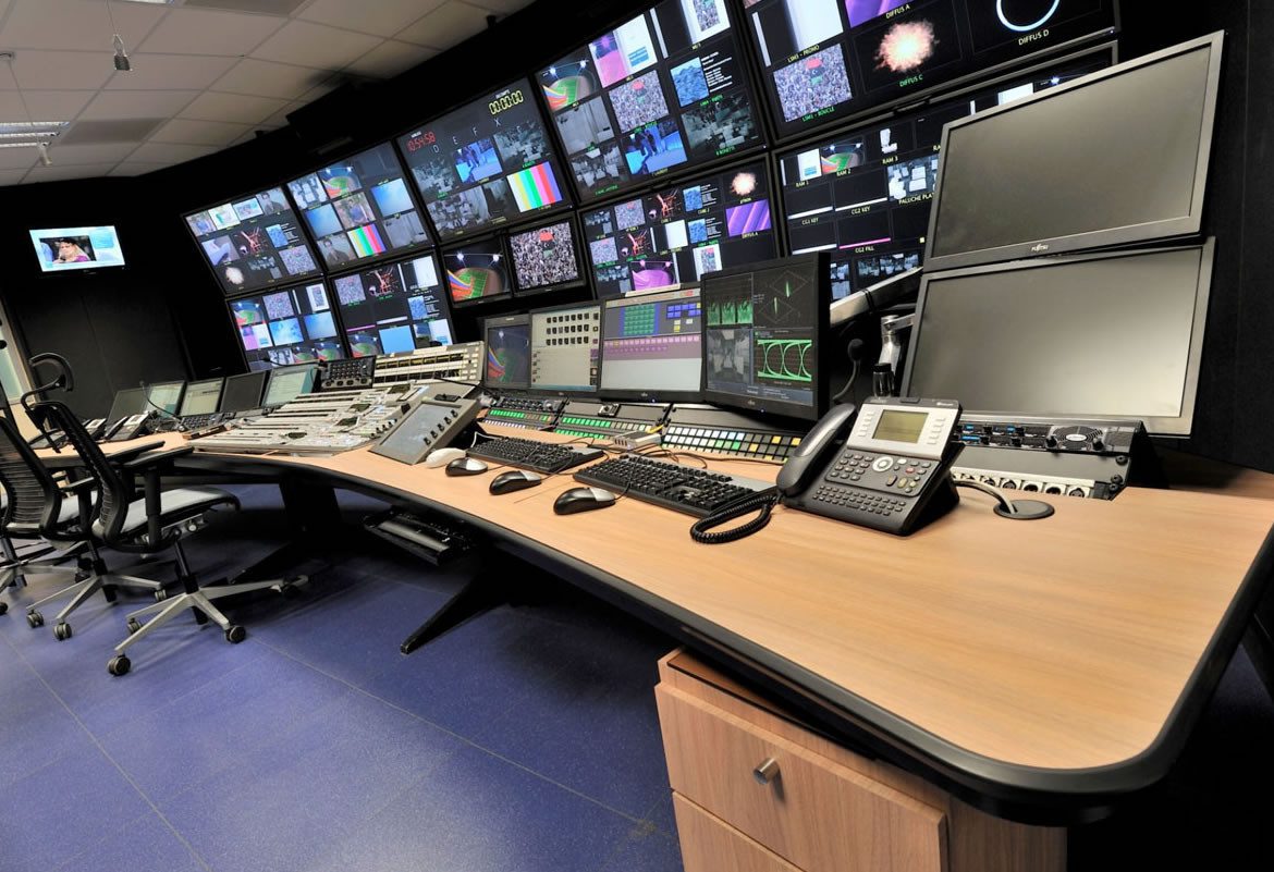 studio tv 2