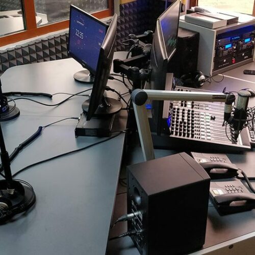 Mobilier Eletec pour Radio