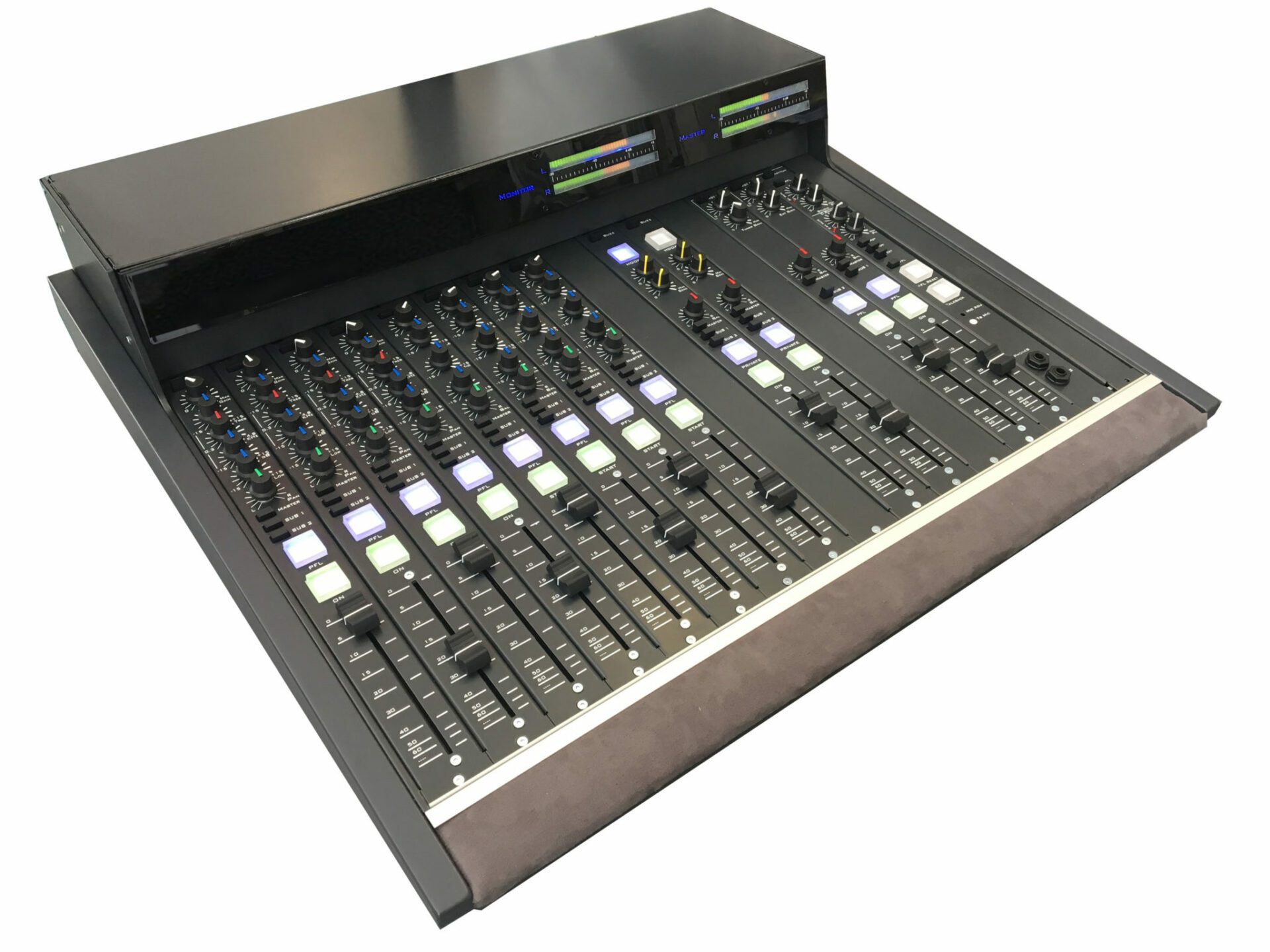 E16M CONSOLE scaled 1 2