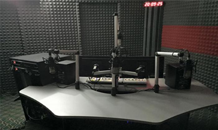 Radio fm studio clé en main afrique