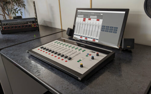 H10 Console de Mixage de Diffusion Arrakis